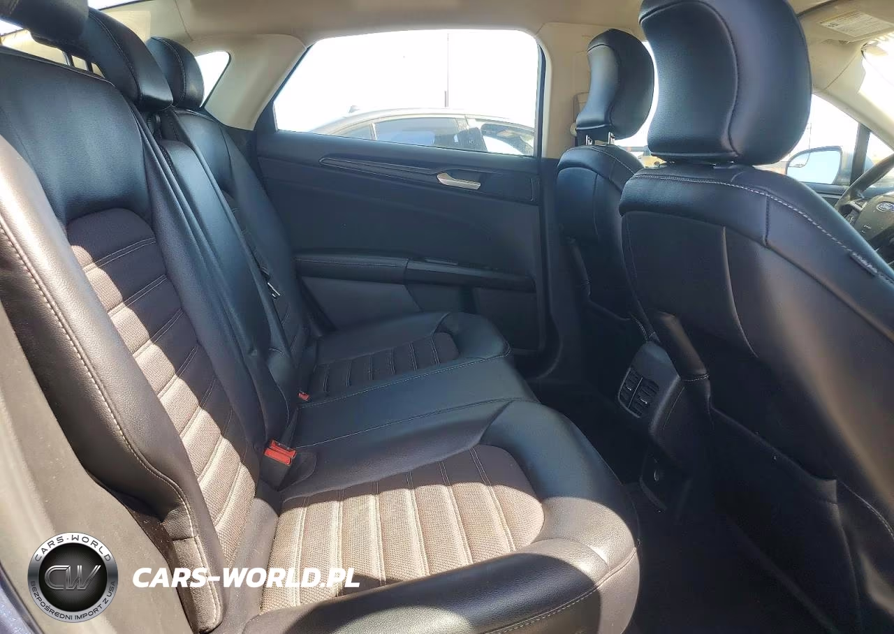 2018 Ford Fusion Se VIN:3FA6P0HD1JR273159 - 10