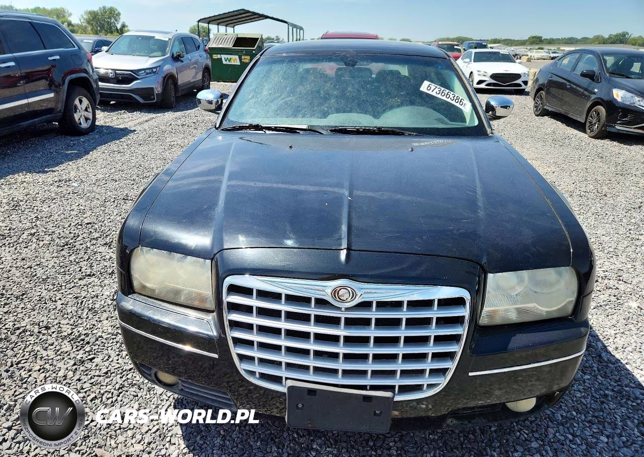 2010 Chrysler 300 Touring VIN:2C3CA4CD4AH209663 - 5