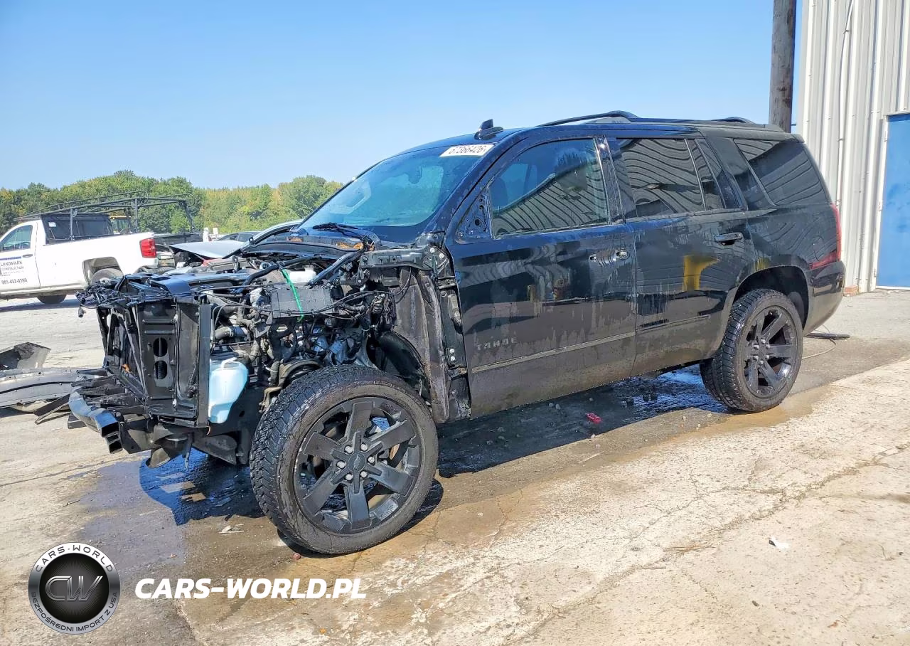 2018 Chevrolet Tahoe C1500 Premier VIN:1GNSCCKC8JR135854 - 1