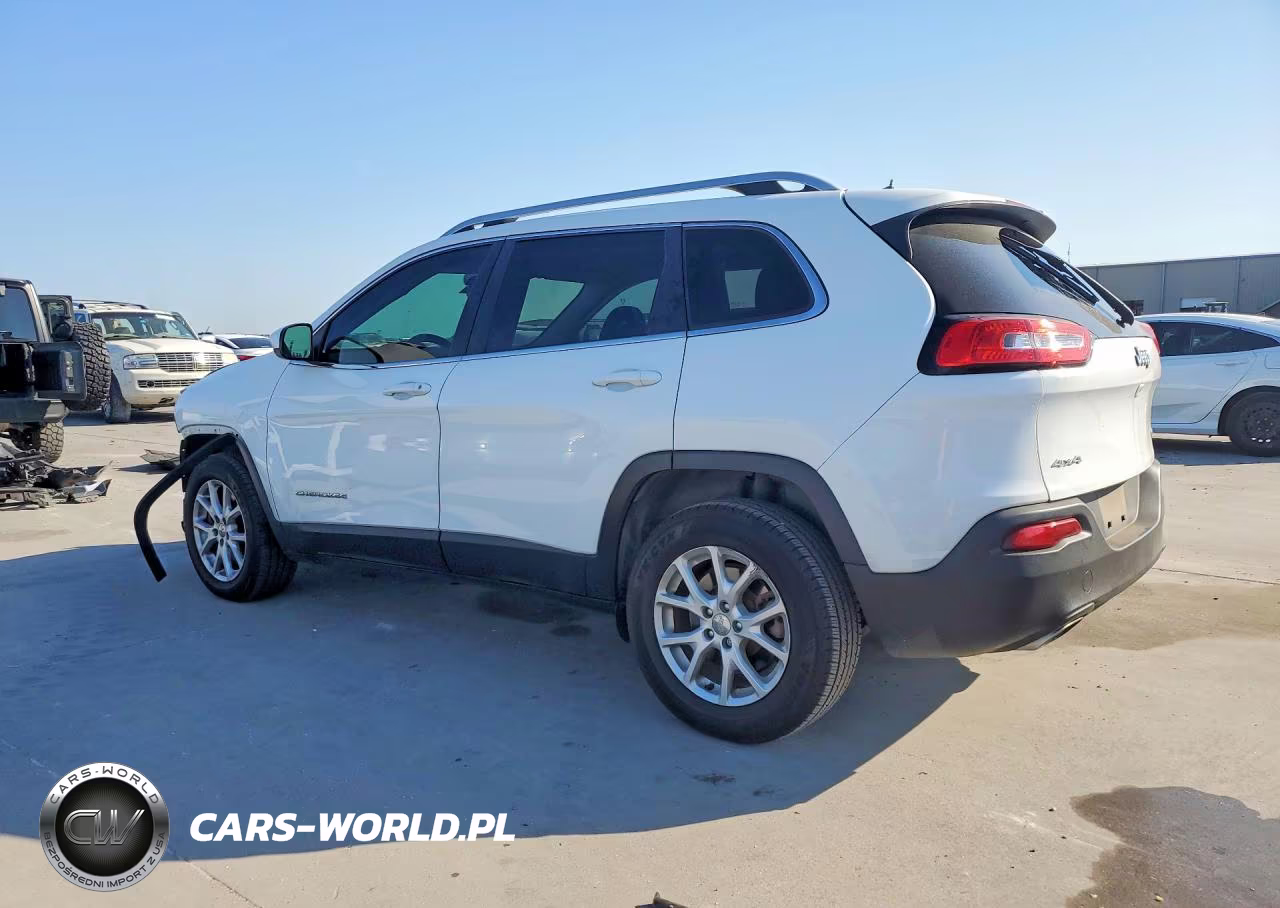 2016 Jeep Cherokee Latitude VIN:1C4PJMCS8GW157590 - 2