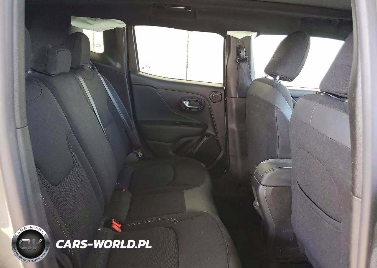 2022 Jeep Renegade Altitude VIN:ZACNJDE15NPN95910 - 11