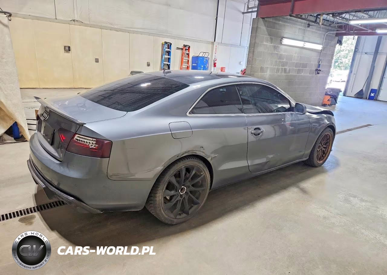 2014 Audi A5 Premium Plus VIN:WAULFAFR1EA039458 - 3