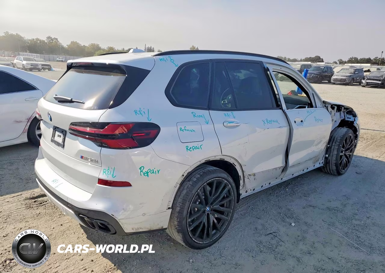 2026 BMW X5 M60I VIN:5UX33EU03T9298487 - 3