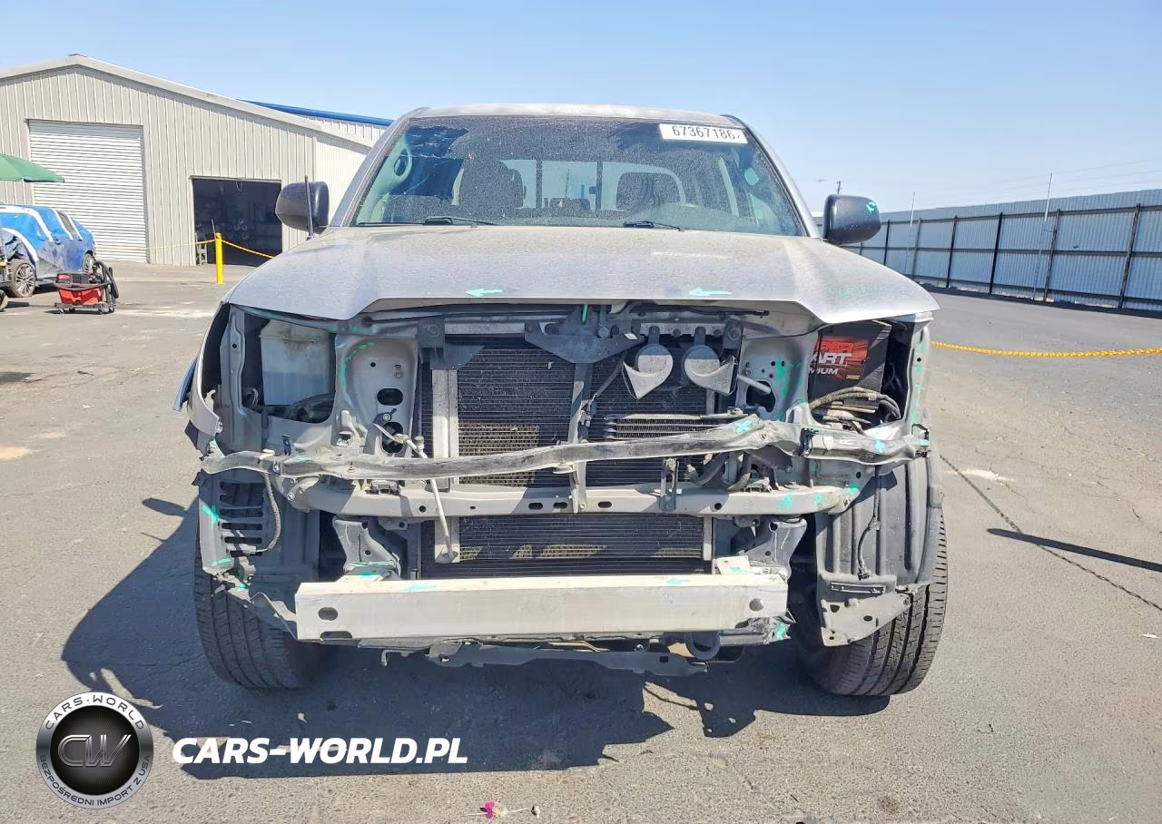 2015 Toyota Tacoma V6 VIN:3TMLU4EN2FM177572 - 5