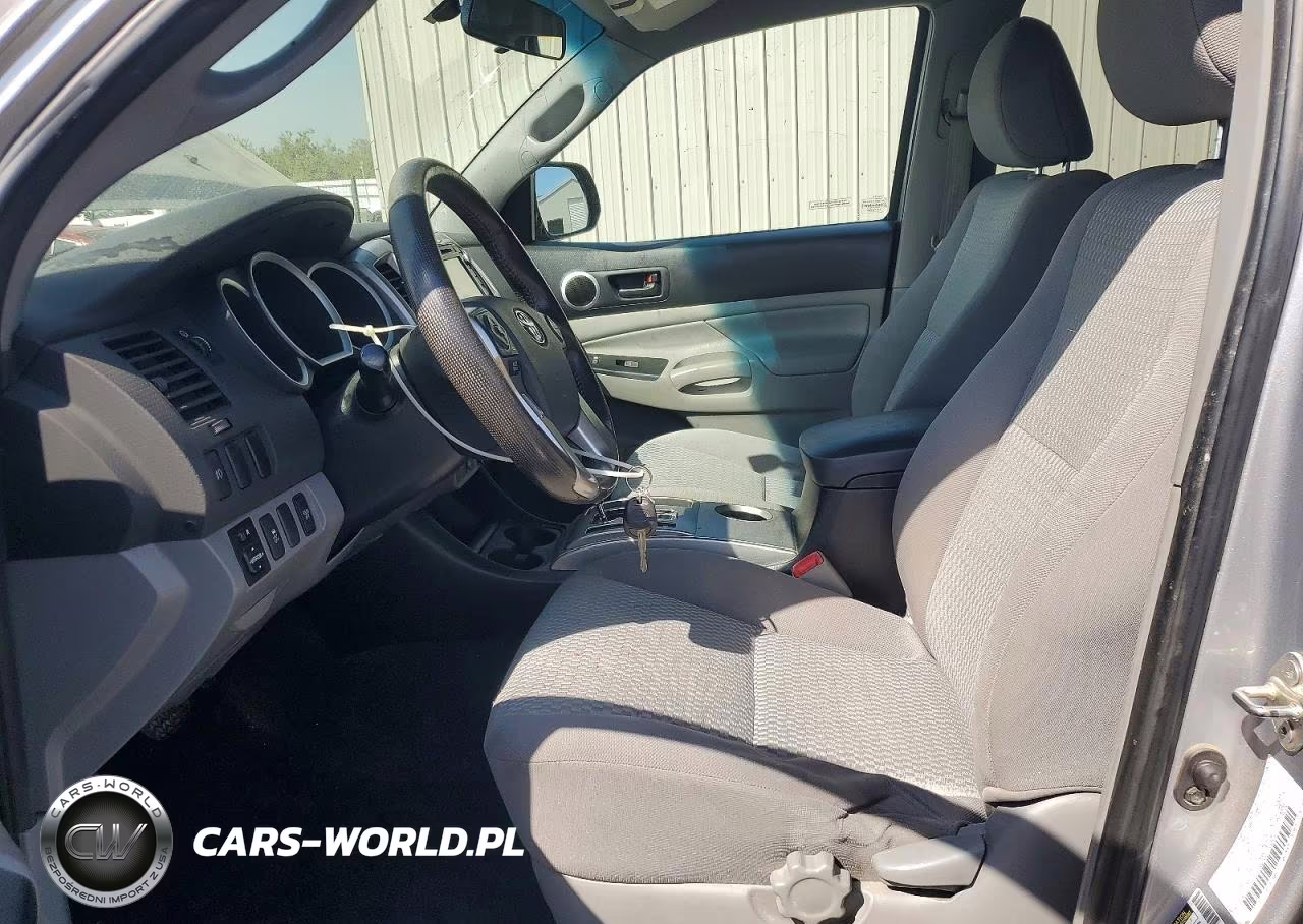 2015 Toyota Tacoma V6 VIN:3TMLU4EN2FM177572 - 7