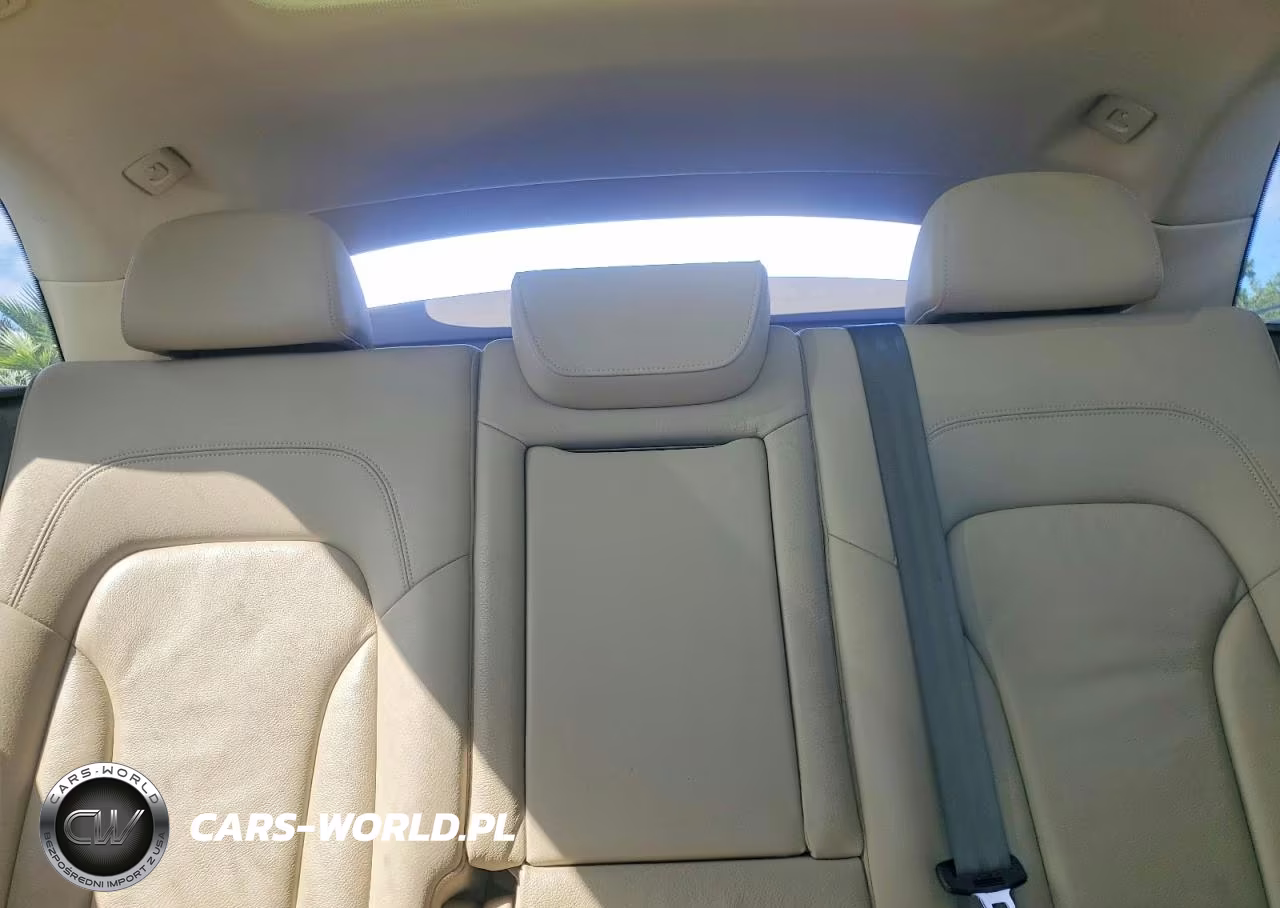 2014 Audi Q5 Premium VIN:WA1CFAFP7EA032929 - 10