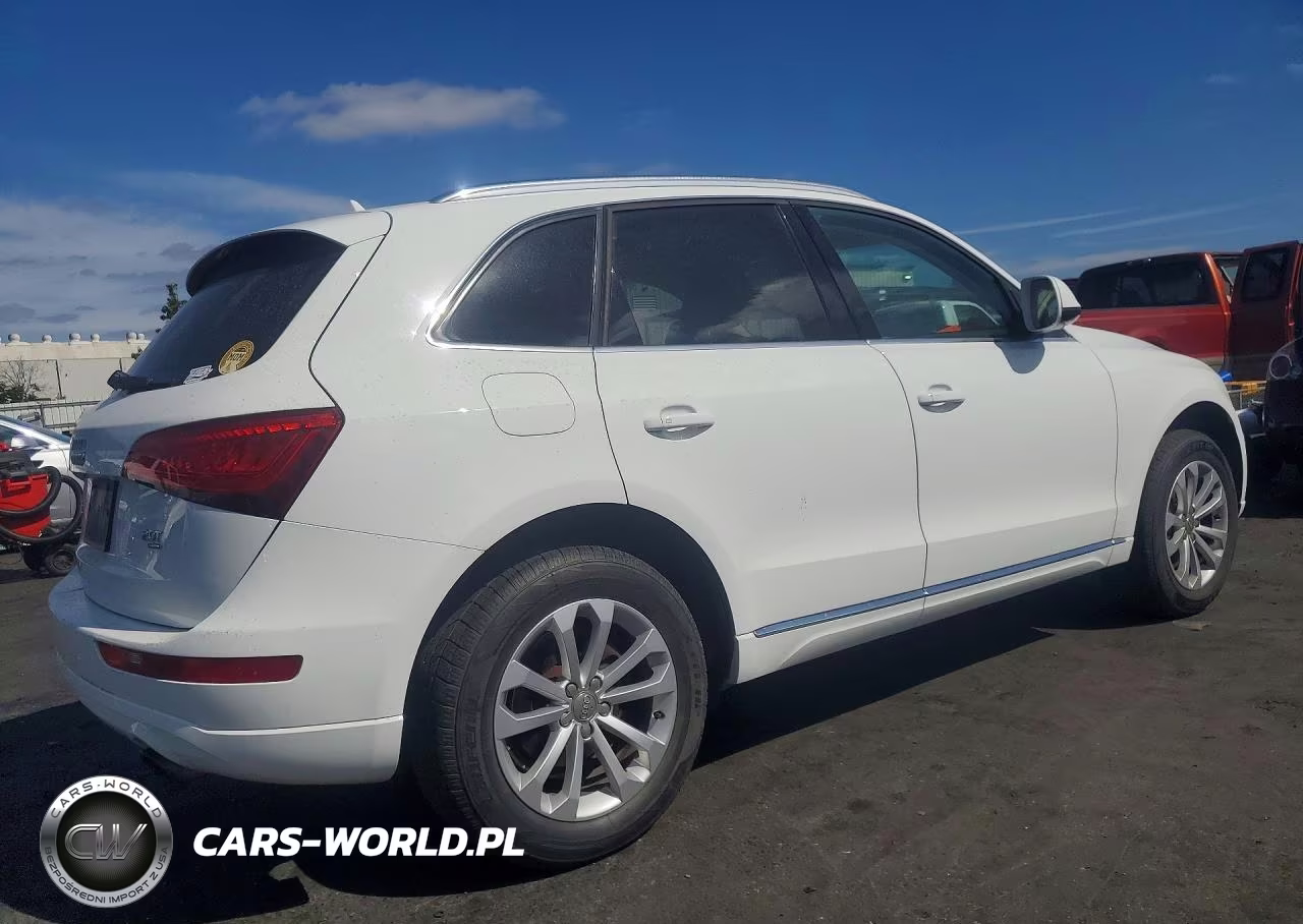 2014 Audi Q5 Premium VIN:WA1CFAFP7EA032929 - 3