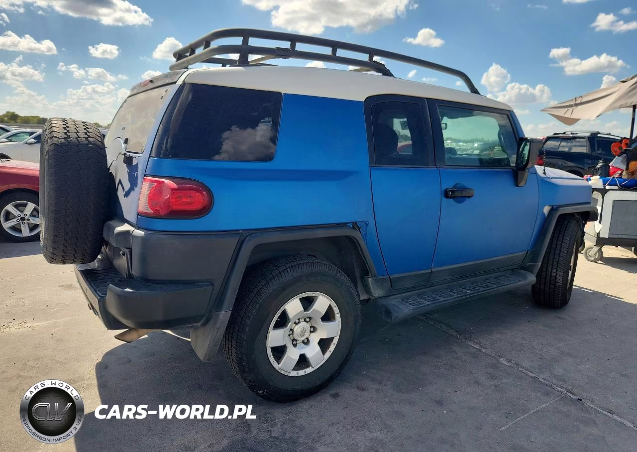 2008 Toyota Fj Cruiser Base VIN:JTEBU11FX8K022170 - 3