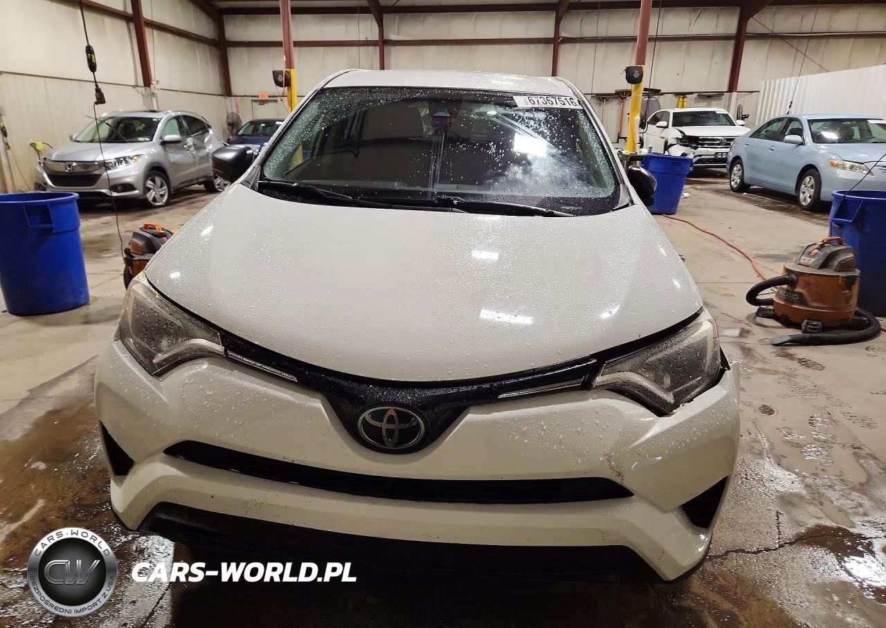 2018 Toyota Rav4 Le VIN:JTMBFREV2JJ244471 - 5
