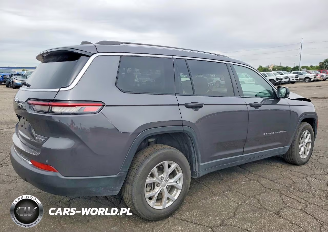 2023 Jeep Grand Cherokee L Limited VIN:1C4RJKBG7P8744930 - 3