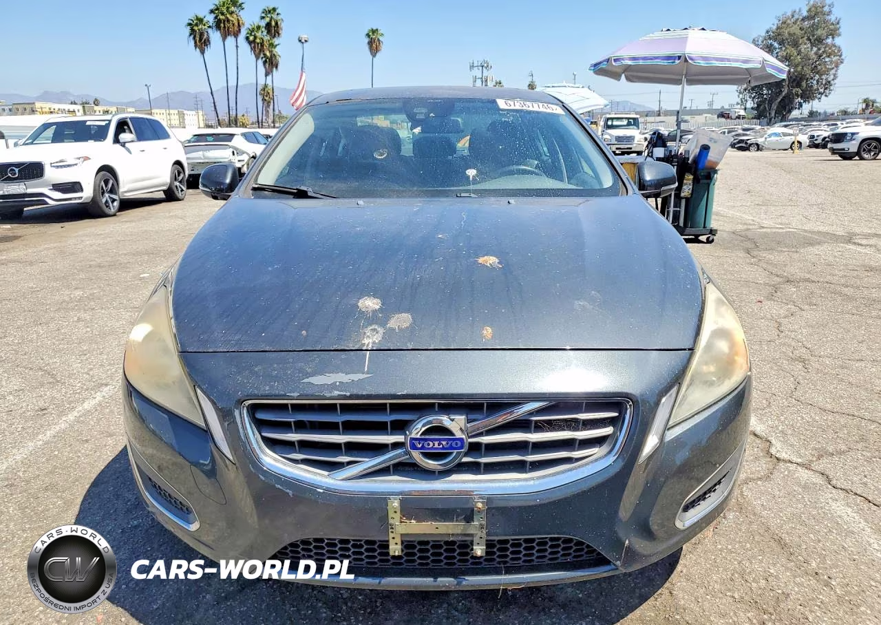 2012 Volvo S60 T5 VIN:YV1622FS0C2083912 - 5