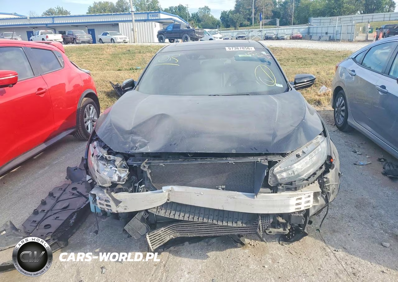 2018 Honda Civic Sport Touring VIN:SHHFK7H98JU233707 - 5