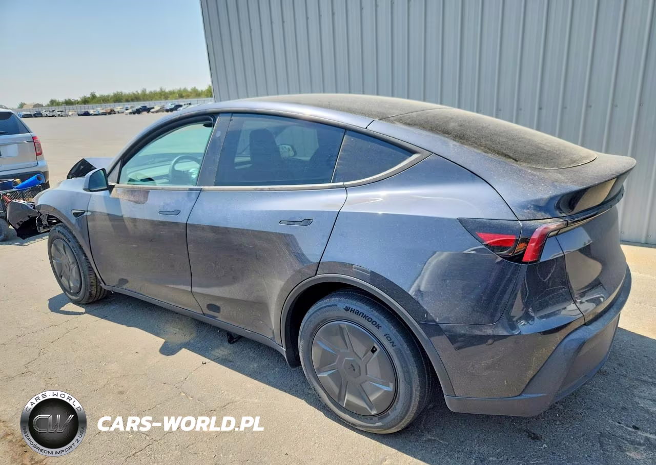 2026 Tesla Model Y VIN:7SAYGDEDXTA607384 - 2