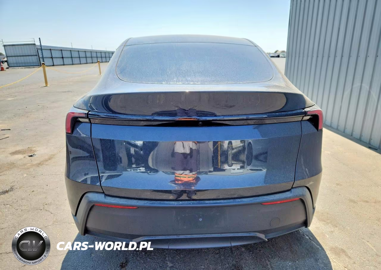 2026 Tesla Model Y VIN:7SAYGDEDXTA607384 - 6