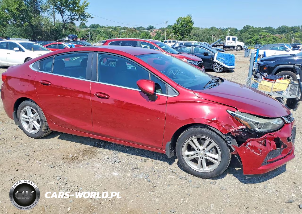 2017 Chevrolet Cruze Lt VIN:1G1BE5SM6H7267906 - 4