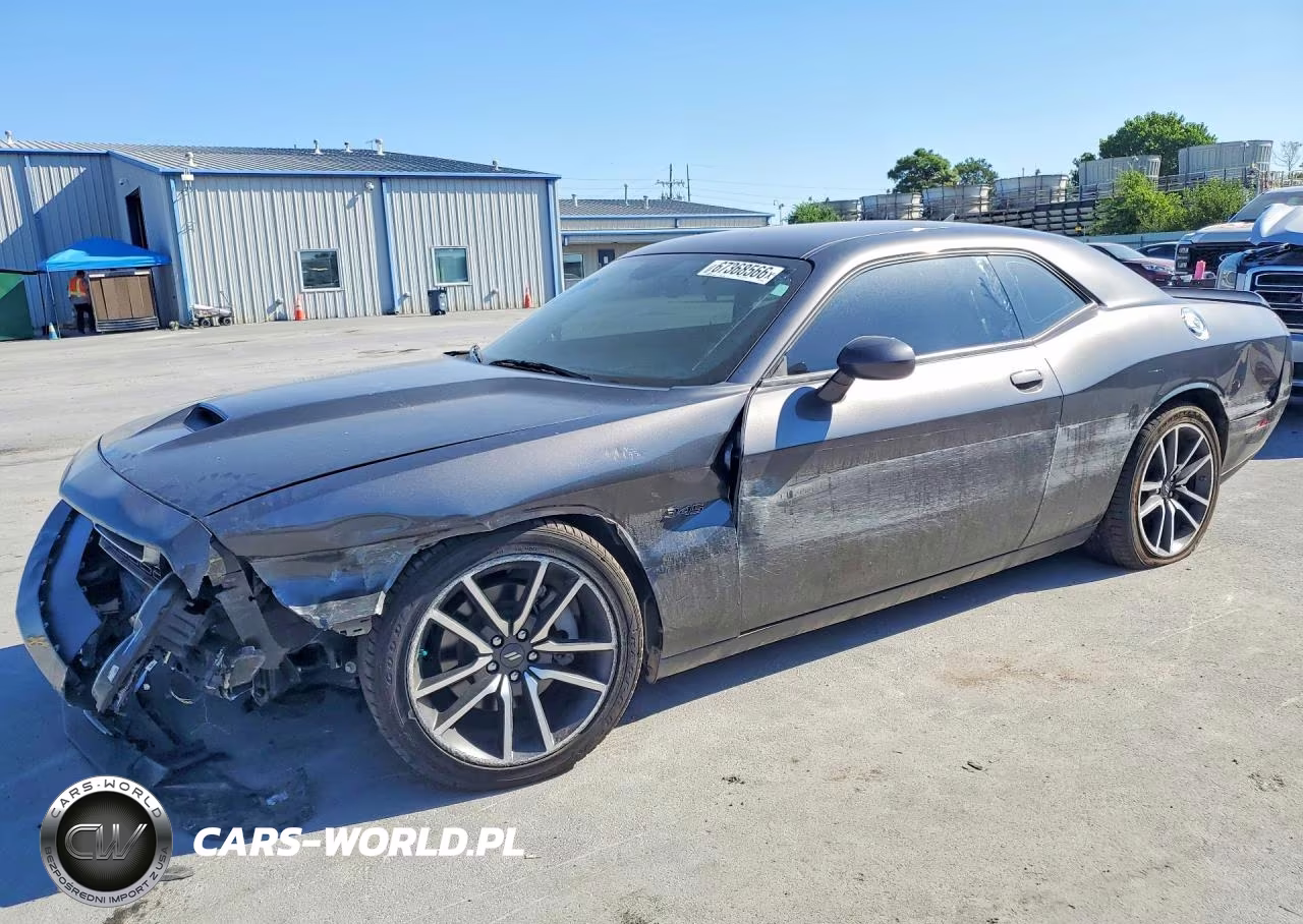 2023 Dodge Challenger R-T VIN:2C3CDZBT2PH695136 - 1