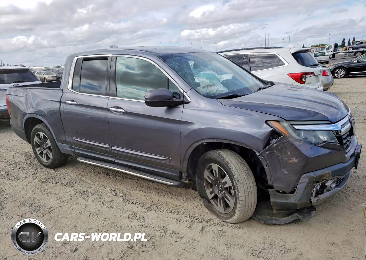 2018 Honda Ridgeline Rtl VIN:5FPYK3F77JB012398 - 4
