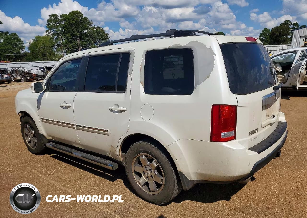 2011 Honda Pilot Touring VIN:5FNYF3H99BB044573 - 2