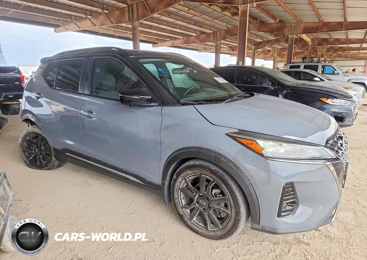 2023 Nissan Kicks Sr VIN:3N1CP5DV8PL489503 - 4