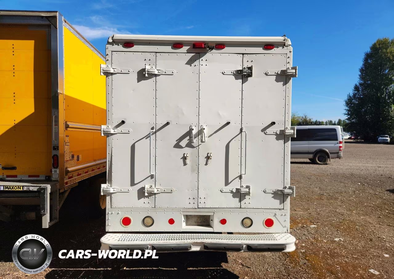 2007 Freightliner Mt45 Chassis Delivery Truck VIN:4UZAANBW87CX54039 - 6