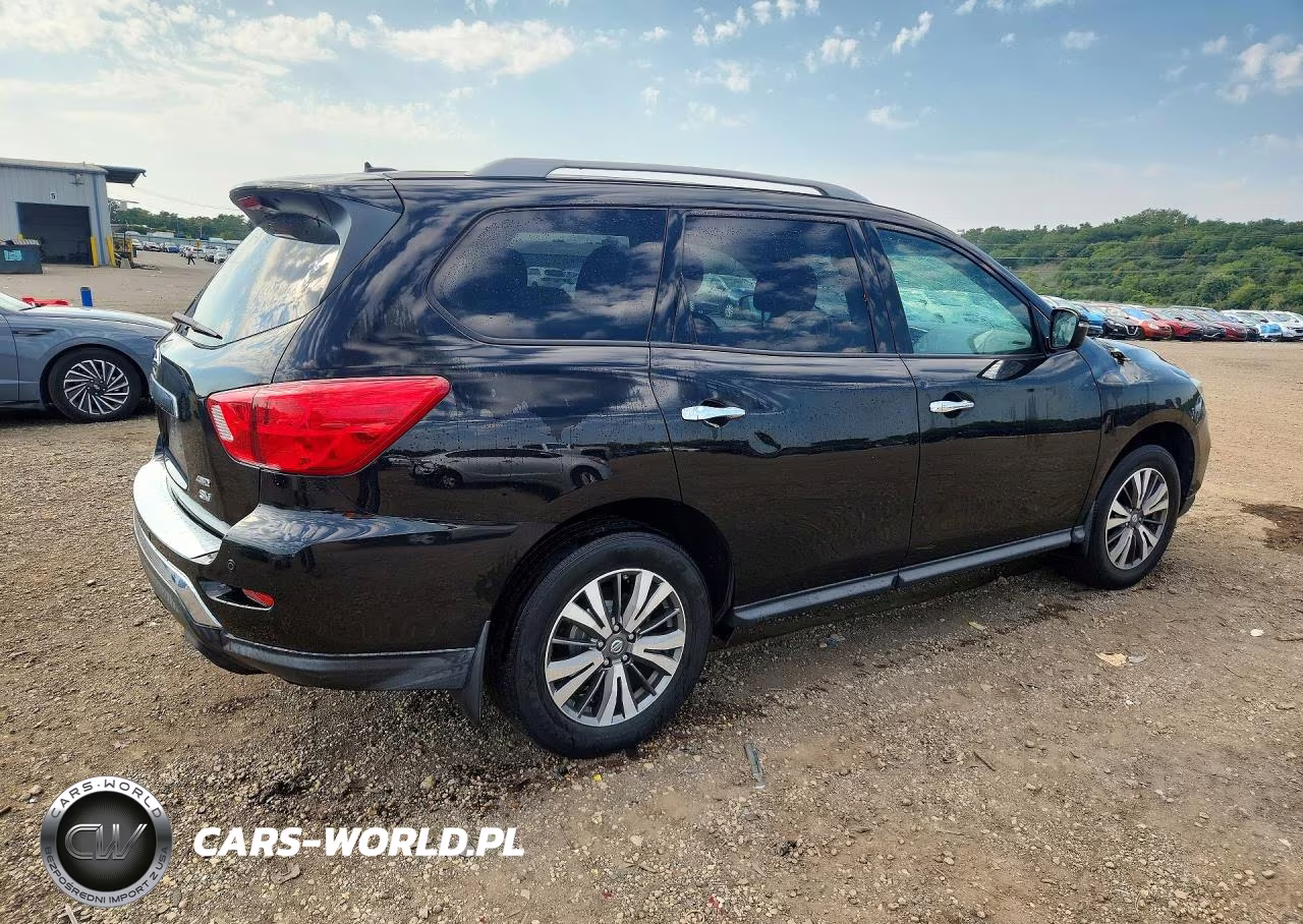 2017 Nissan Pathfinder Sv VIN:5N1DR2MM9HC907965 - 3