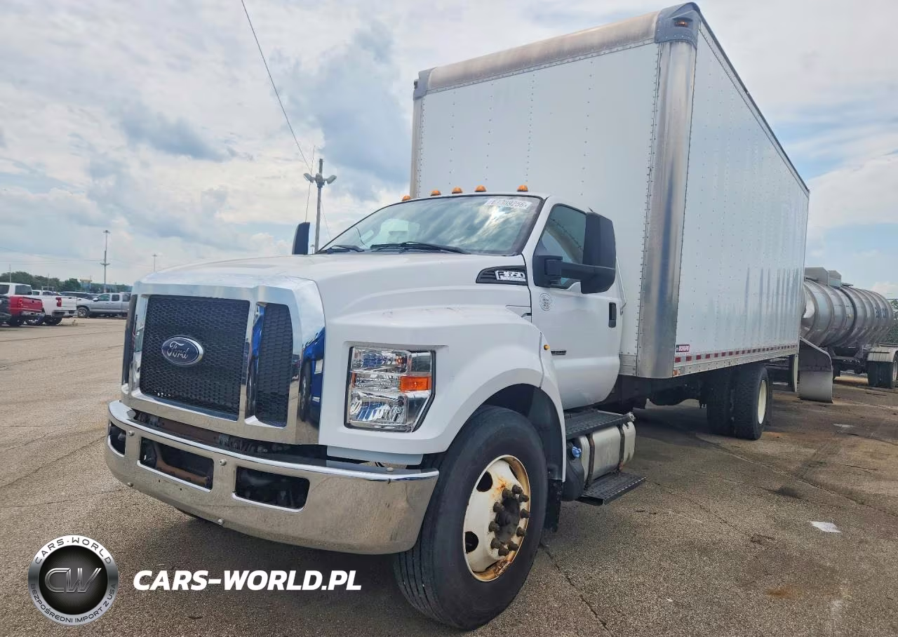2017 Ford F650 Box Truck – zdjęcie 1 z 12