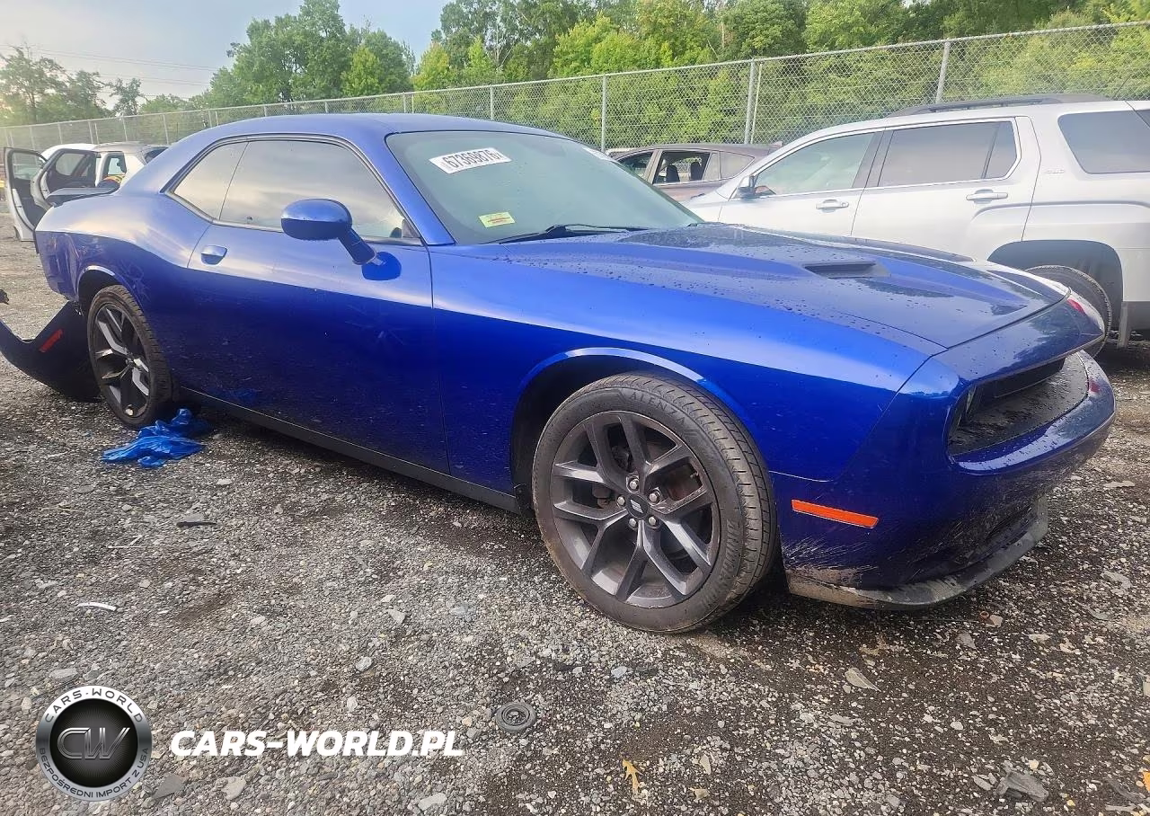2019 Dodge Challenger Sxt VIN:2C3CDZAG8KH587679 - 4