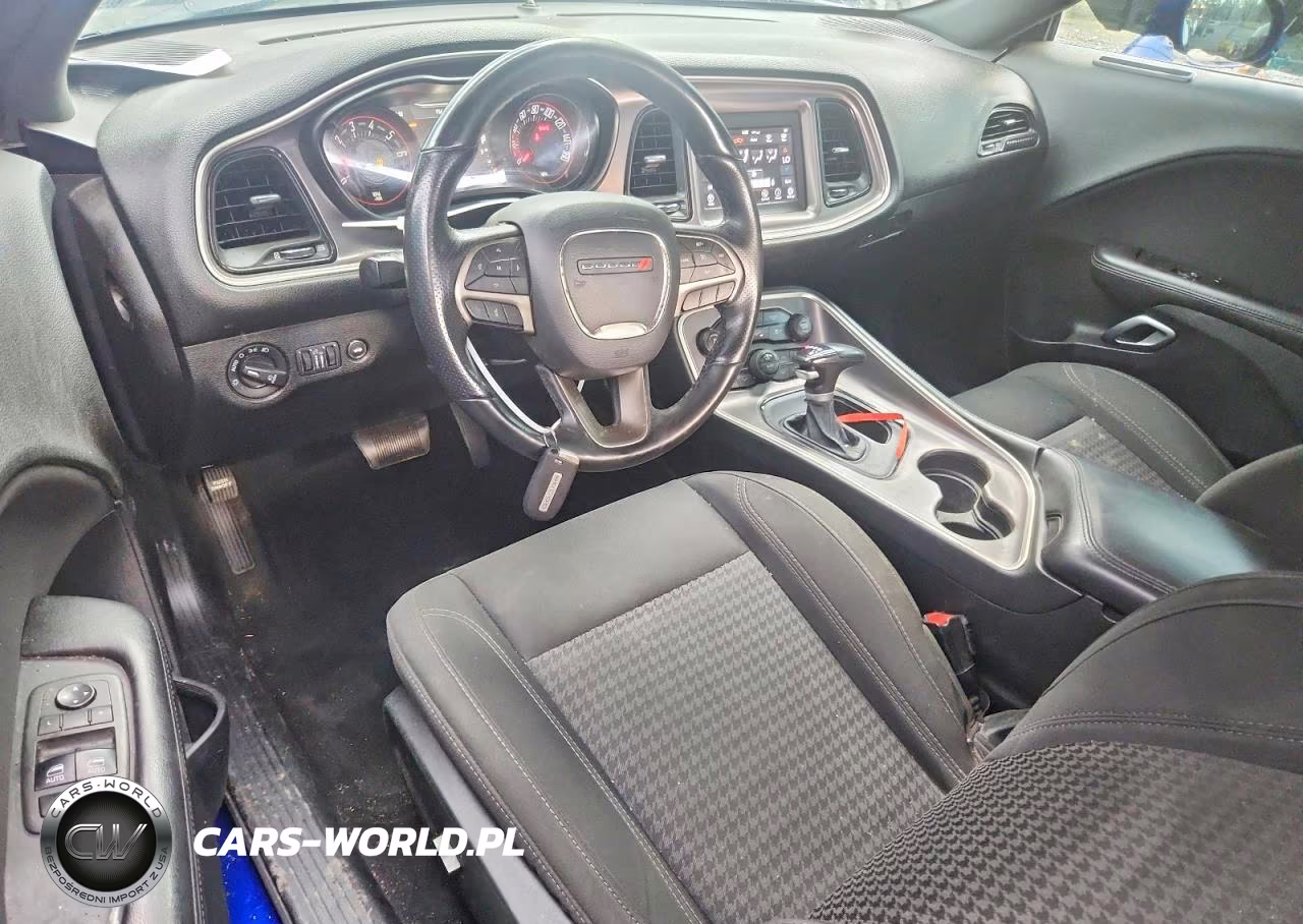 2019 Dodge Challenger Sxt VIN:2C3CDZAG8KH587679 - 8