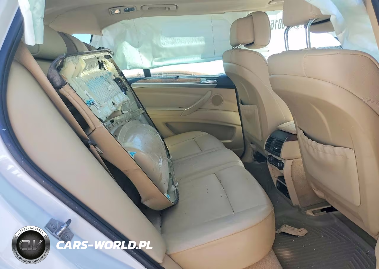 2012 BMW X5 xDrive35I VIN:5UXZV4C5XCL745394 - 10