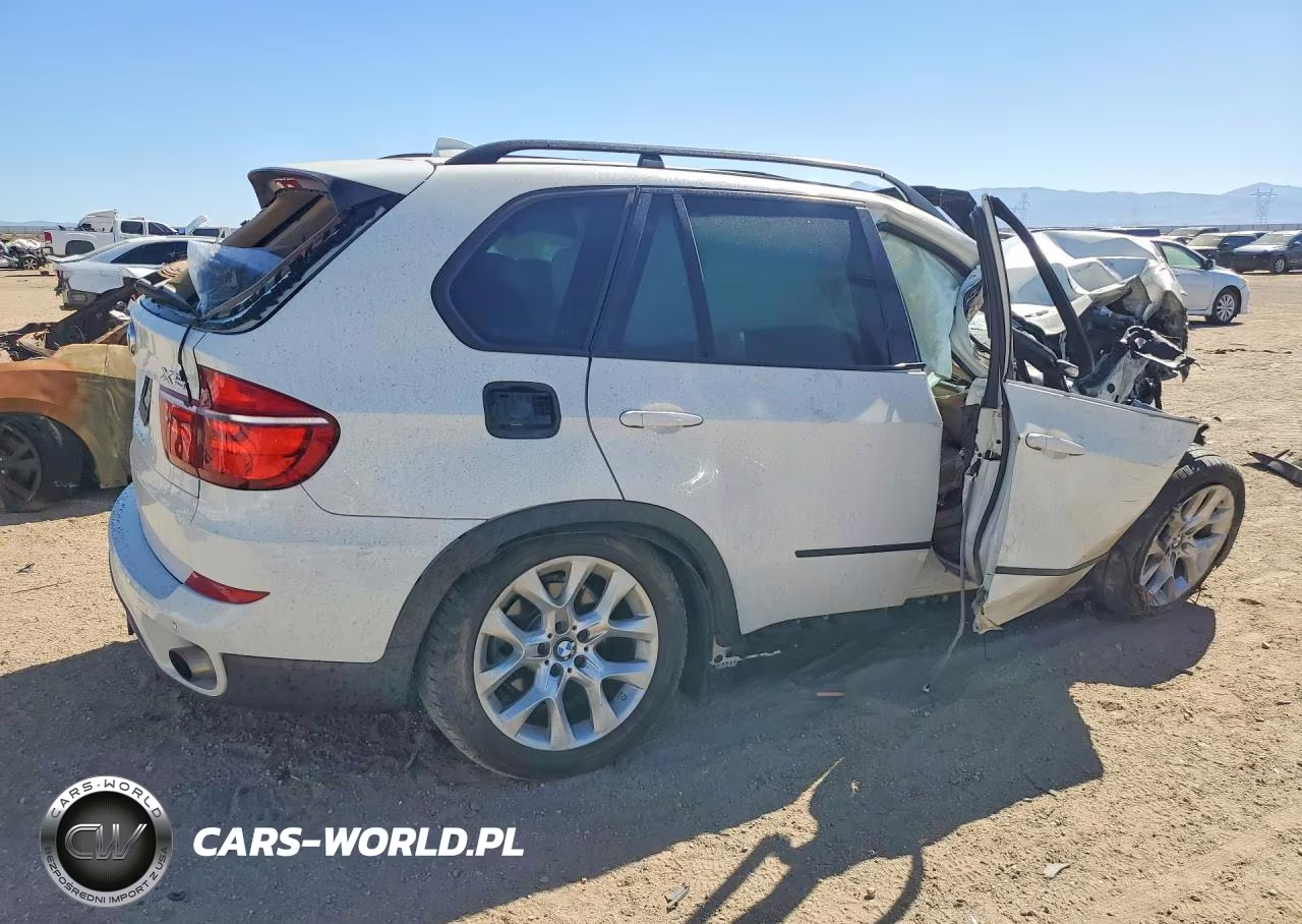 2012 BMW X5 xDrive35I VIN:5UXZV4C5XCL745394 - 3