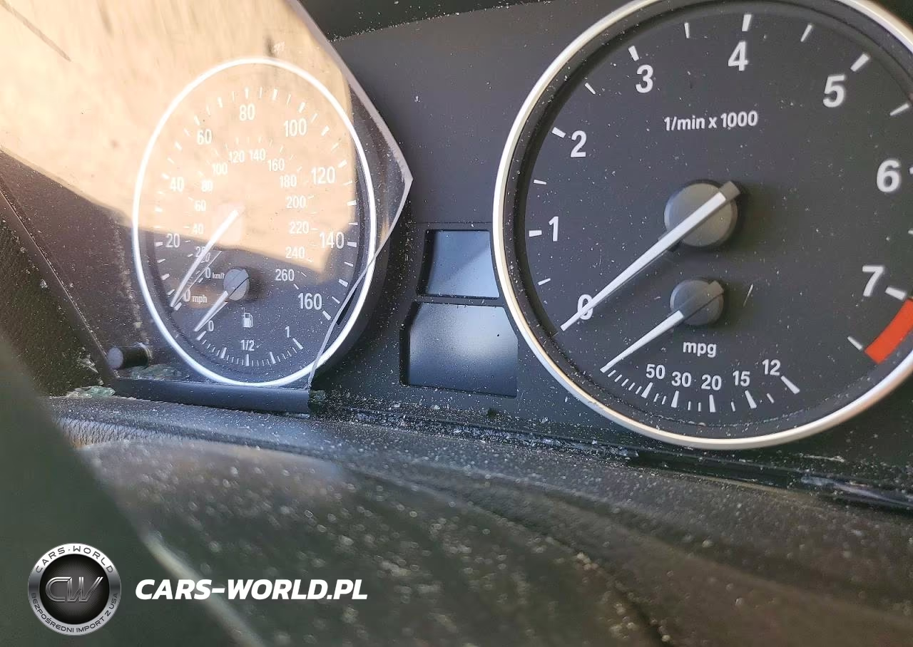 2012 BMW X5 xDrive35I VIN:5UXZV4C5XCL745394 - 9