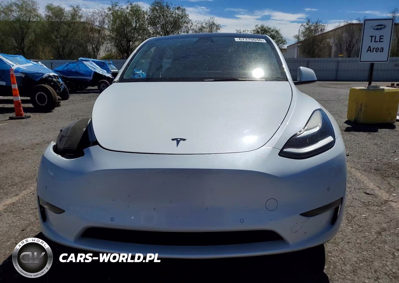 2021 Tesla Model Y VIN:5YJYGAEE1MF286604 - 5