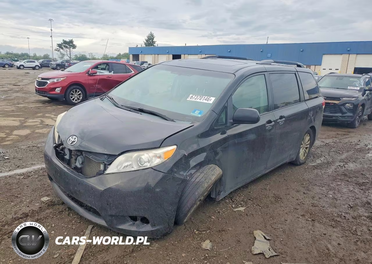 2014 Toyota Sienna Xle 8-Passenger VIN:5TDYK3DC2ES450949 - 1