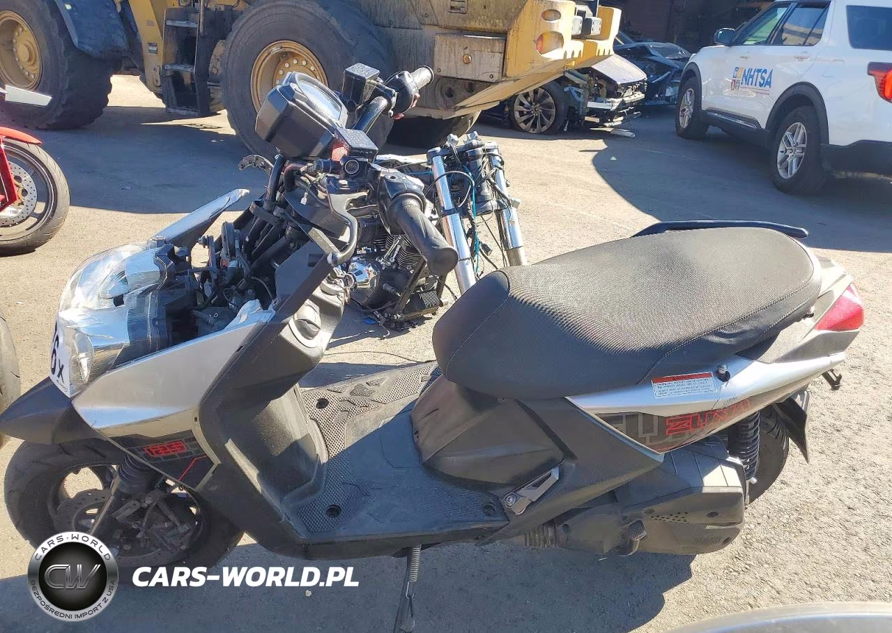 2018 Yamaha Yw125 VIN:RKRSEB1Y8JA003064 - 3