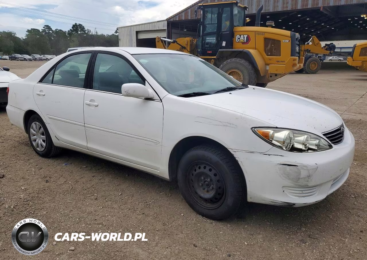2006 Toyota Camry Le VIN:4T1BE30K56U716922 - 4