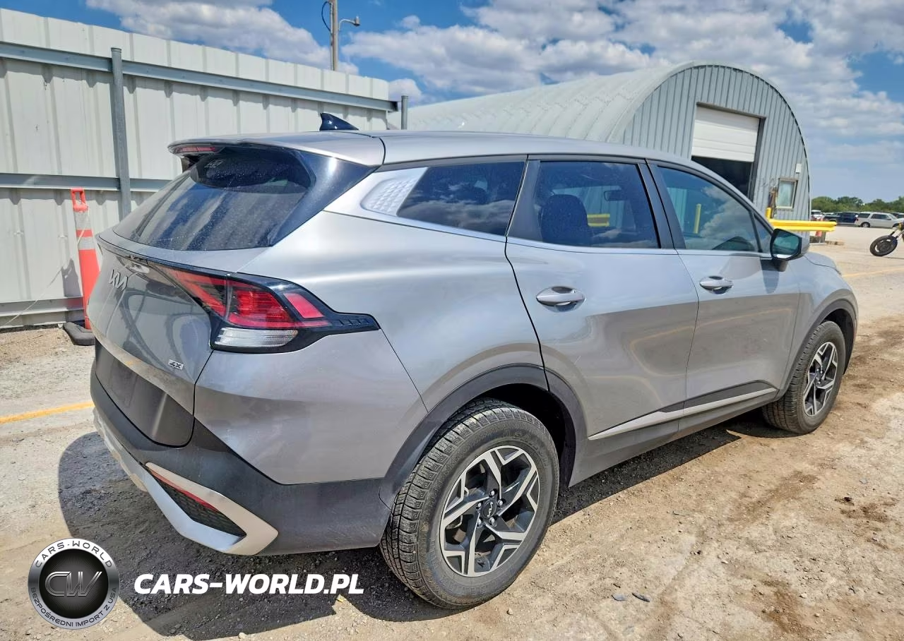 2024 Kia Sportage Lx VIN:KNDPUCDF1R7217094 - 3