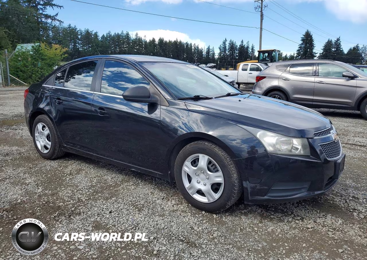 2012 Chevrolet Cruze Ls VIN:1G1PC5SH4C7210921 - 4