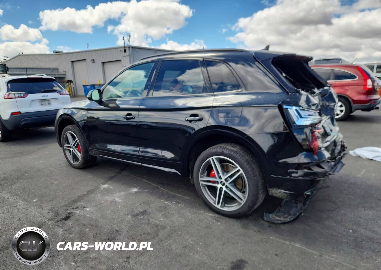 2024 Audi Q5 E Premium Plus 55 VIN:WA1E2AFY2R2107680 - 2