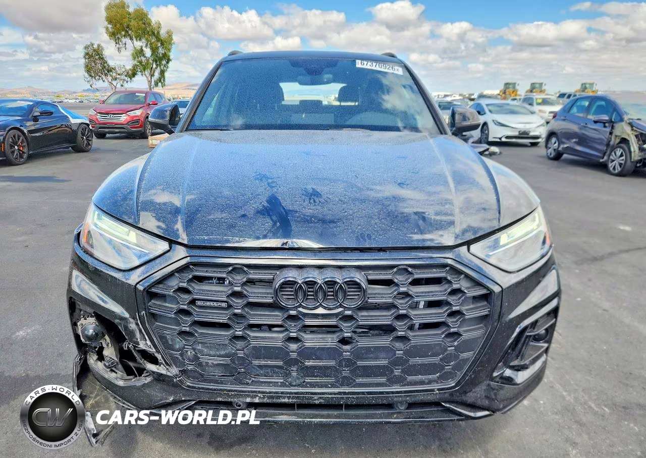 2024 Audi Q5 E Premium Plus 55 VIN:WA1E2AFY2R2107680 - 5