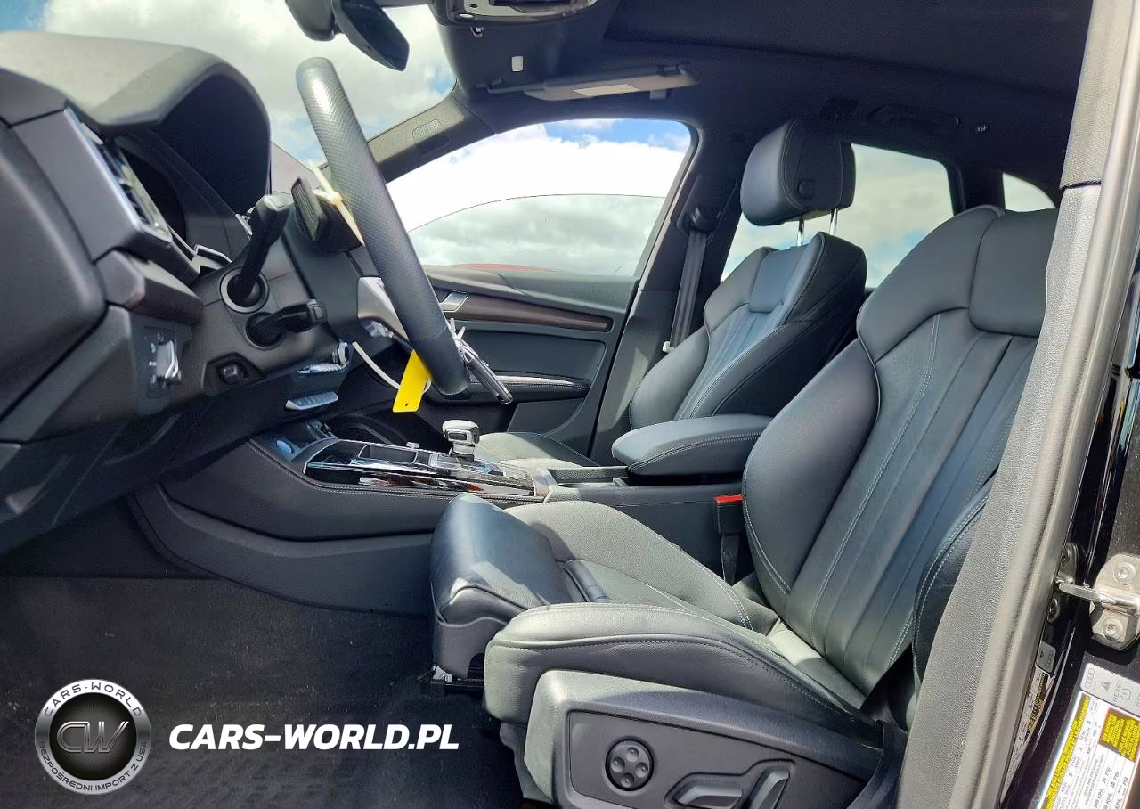 2024 Audi Q5 E Premium Plus 55 VIN:WA1E2AFY2R2107680 - 7