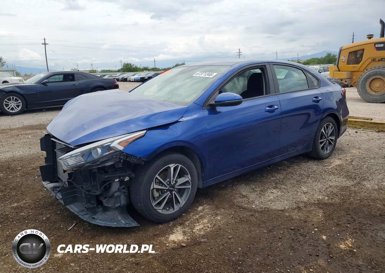 2024 Kia Forte Lxs