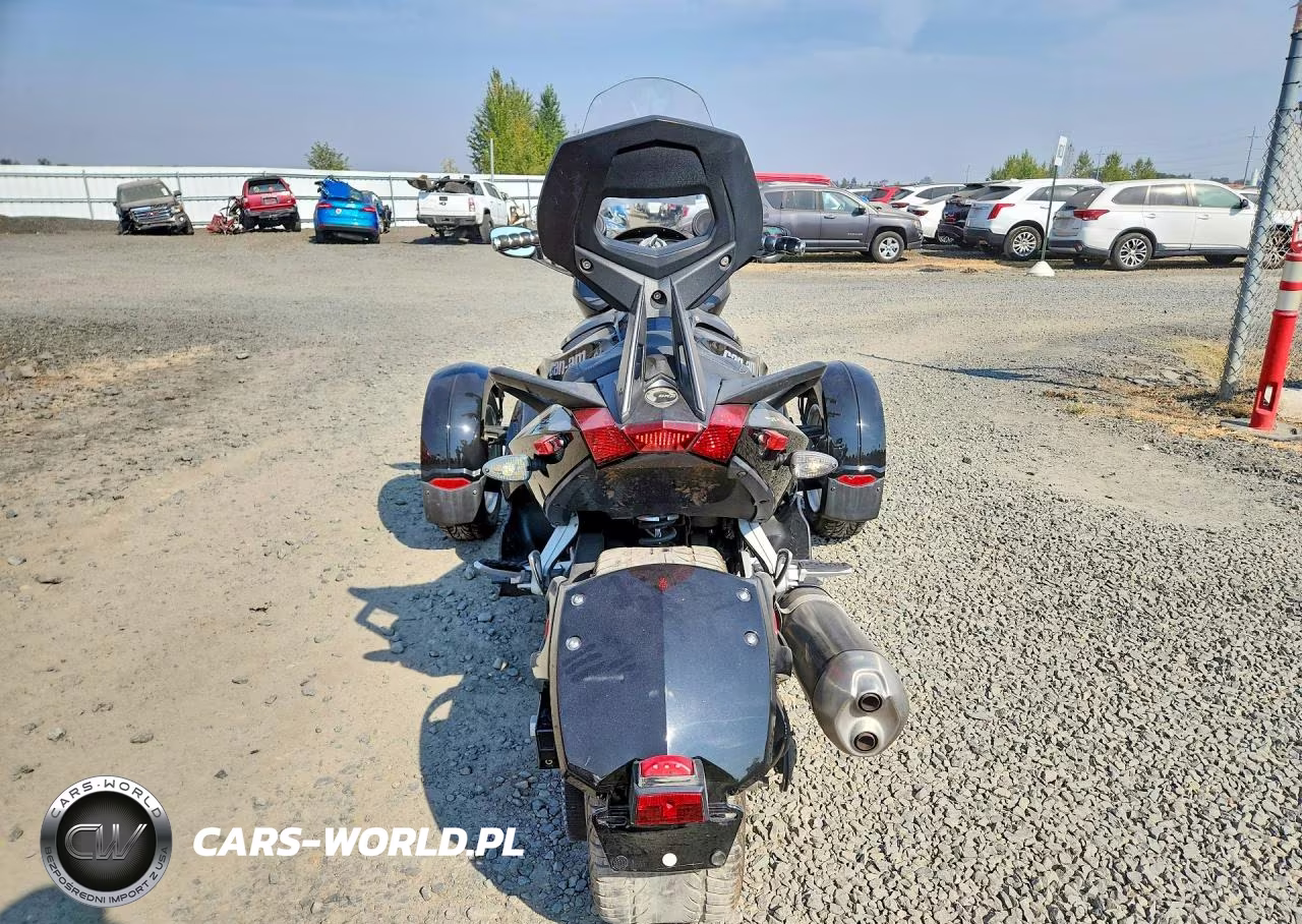 2012 Can-Am Spyder Roa VIN:2BXJALA1XCV000566 - 4