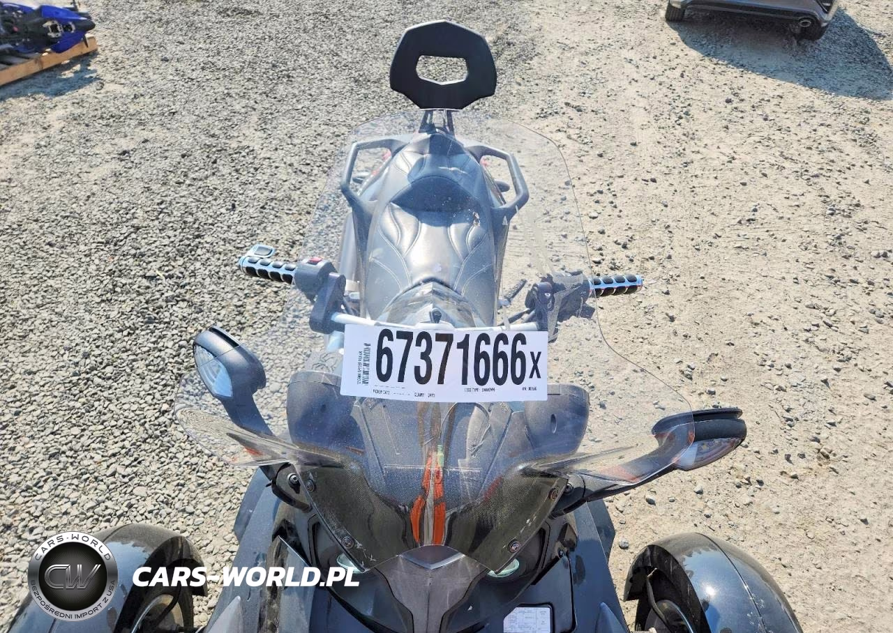 2012 Can-Am Spyder Roa VIN:2BXJALA1XCV000566 - 5