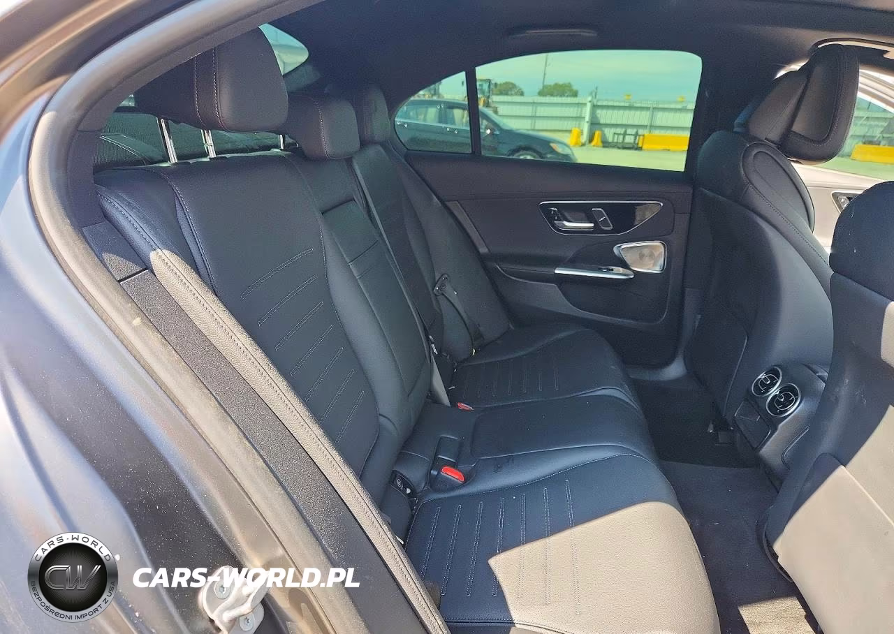 2024 Mercedes-Benz C 300 4Matic VIN:W1KAF4HB8RR182612 - 10