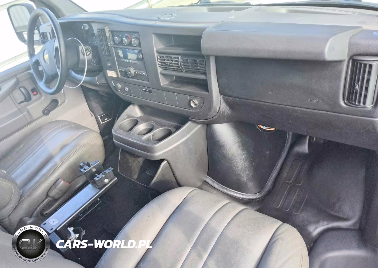 2012 Chevrolet Express G1500 VIN:1GCSGAFX4C1144955 - 8