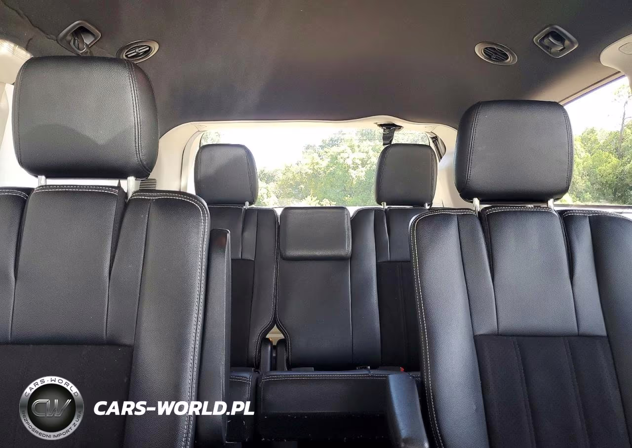 2019 Dodge Grand Caravan Sxt VIN:2C4RDGCG3KR796362 - 10