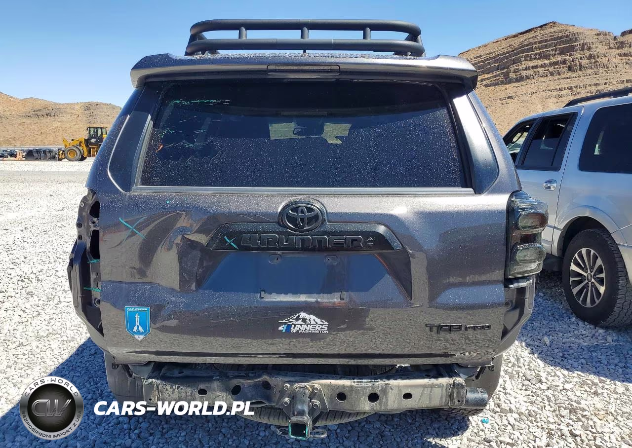 2020 Toyota 4Runner Trd Pro VIN:JTEBU5JR3L5761065 - 6