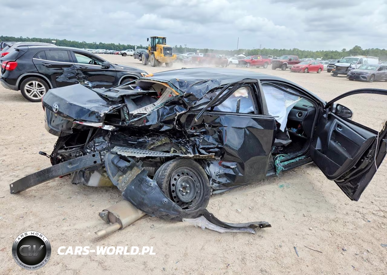 2019 Toyota Corolla Le VIN:5YFBURHE8KP949306 - 3