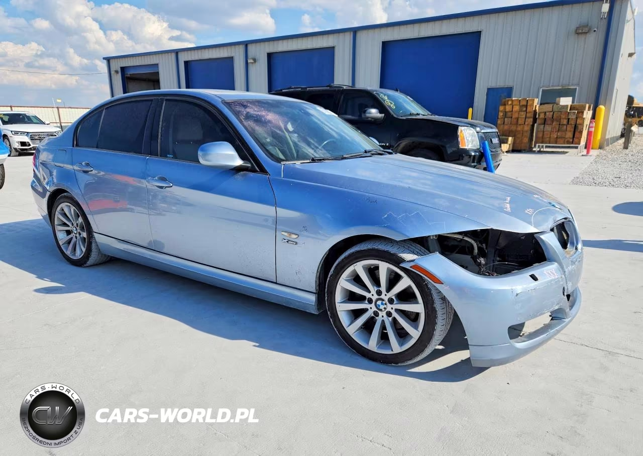 2011 BMW 328 Xi Sulev VIN:WBAPK5C56BA655996 - 4