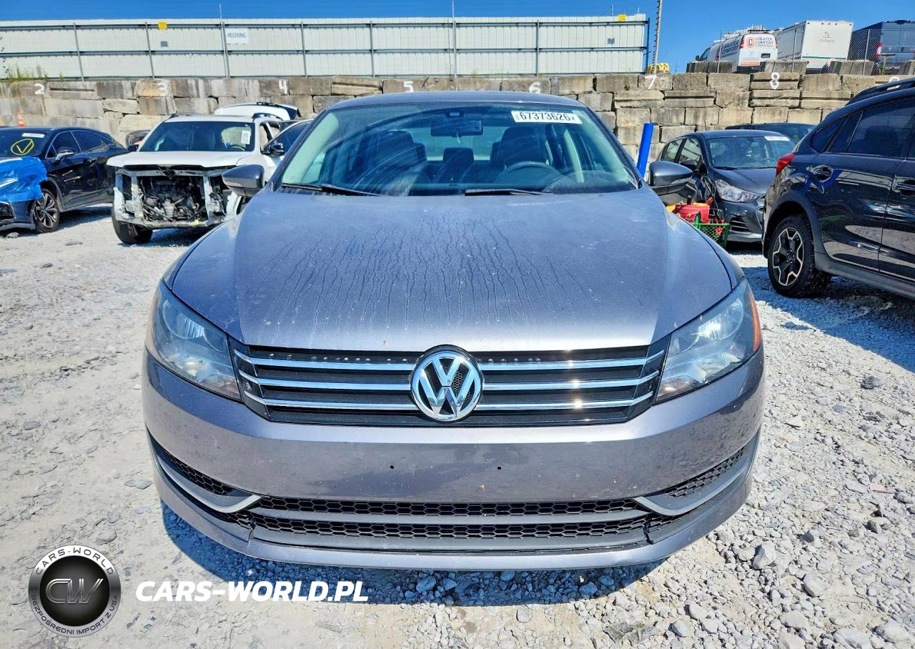2012 Volkswagen Passat Se VIN:1VWBP7A32CC100770 - 5